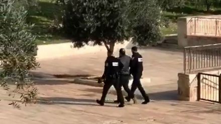 Pemuda Palestina: al-Aqsa untuk Umat Islam!