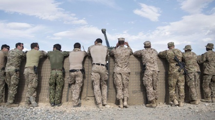 米政治活動家らが、同国の好戦主義停止を求めるセミナー