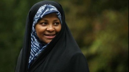 An Saki 'Yar Jaridar Press Tv Marzieh Hashemi