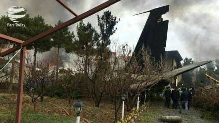 Se estrella en Irán un avión de carga kirguís Boeing 707+video