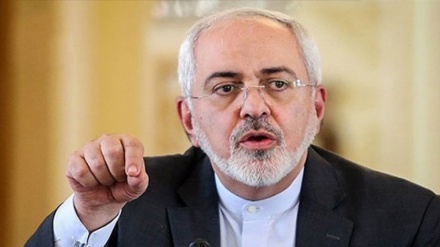 イラン外相が、イランの航空宇宙計画に関するアメリカの主張に反論