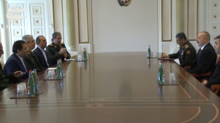 Irán e Azerbaiyán buscan impulsar relaciones bilaterales(video+fotos)