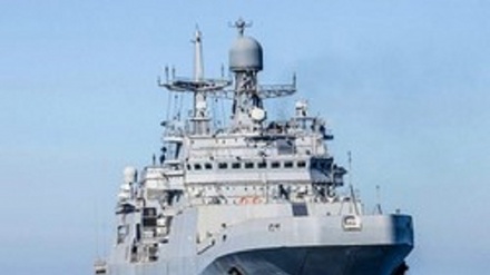 Navi Flotta russa effettuano lancio missili antiaerei nel Mare di Barents