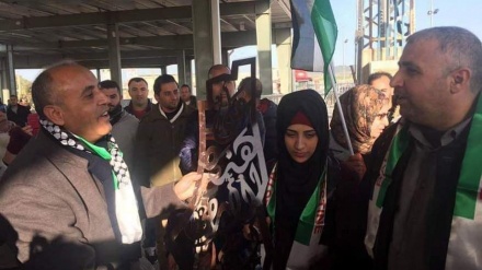 Gadis Muda Palestina ini Terbebas dari Penjara  Zionis