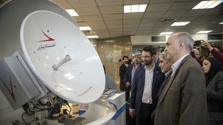 Pameran Teknologi Antariksa Iran (3)