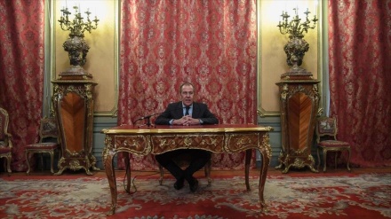 Lavrov denuncia “política destructora” de EEUU contra Venezuela