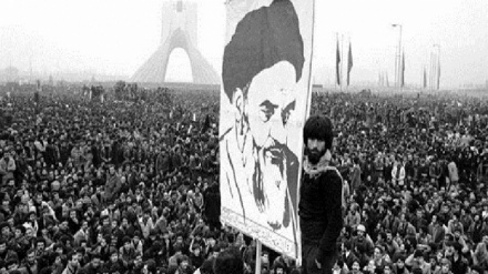 イランイスラム革命勝利４０年周年に寄せて；革命的な歌　(動画）