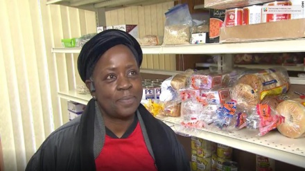 Shutdown, Pegawai Pemerintah AS Antri di Bank Makanan