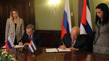 Russia cements Cuba ties with aviation fleet overhaul