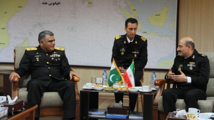 İran ve Pakistan Deniz Kuvvetleri ikili işbirliğine vurgu yaptı