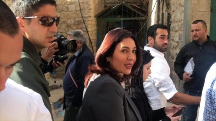 Ministra israelí y colonos irrumpen en complejo de Mezquita de Al-Aqsa