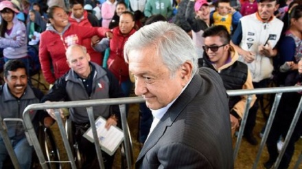 Venezuela, Messico pronto a ospitare vertice Maduro-Guaidò