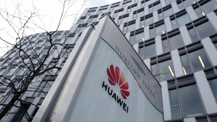 Huawei controversy opens field for 5G challengers