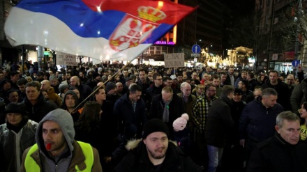 Protesta anti-qeveritare në Serbi