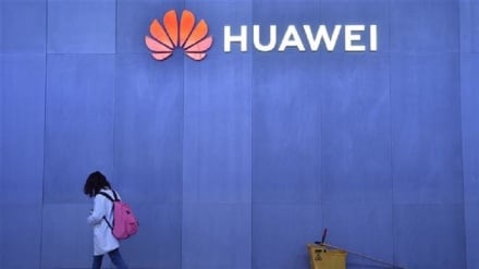 中国のファーウェイ社の創業者がスパイ行為を否定
