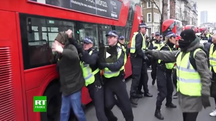 A Londres, des heurts entre la police et des Gilets jaunes