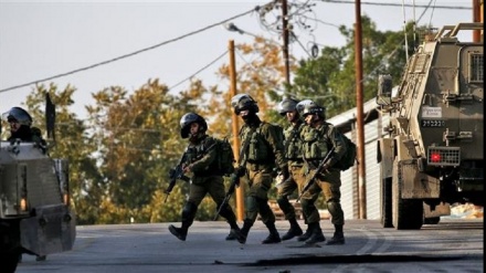 ヨルダン川西岸各地で、イスラエル軍がパレスチナ人２２人を拘束