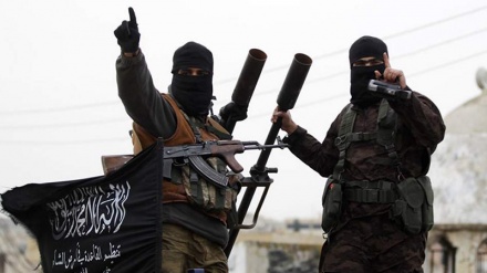 Vriten më shumë se 200 terroristë në përleshjet mes tyre në Siri