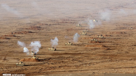 Fotos: Concluye mayor maniobra de la Fuerza Terrestre del Ejército de Irán