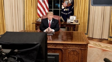 טראמפ קרא לדמוקרטים לאשר את מימון החומה, עם מקסיקו