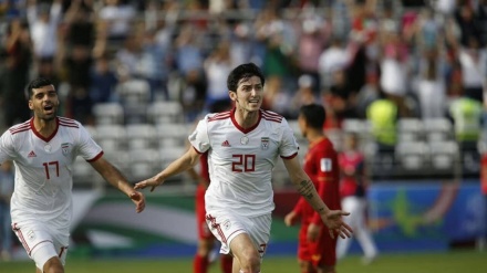 Iran Kalahkan Vietnam 2-0 (1)