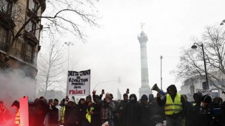 Gilet gialli: scontri alla Bastiglia