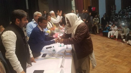 ইমাম-মুয়াজ্জিনদের বেতন বাড়ালেন দিল্লির মুখ্যমন্ত্রী কেজরিওয়াল
