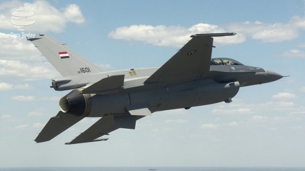 מטוסי צבא עיראק תקפו מנהיגי דאעש בסוריה