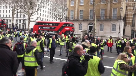 Video: Salen a las calles ‘chalecos amarillos’, su 1.ª protesta en 2019