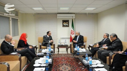 Irán debe fortalecer sus relaciones internacionales con los países europeos 