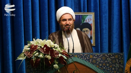 Khatib Tehran: Republik Islam Iran Lahir dari Revolusi Besar Islam