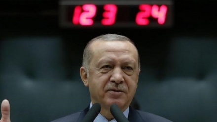 Migranti: Erdogan, Ue non mantiene parola