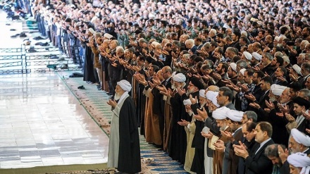 Shalat Jumat di Tehran, 18 Januari 2019