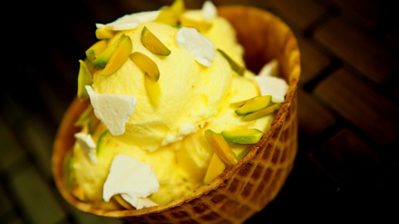 CNN Travel、「イランのサフラン入りアイスクリームは世界最高のデザート」
