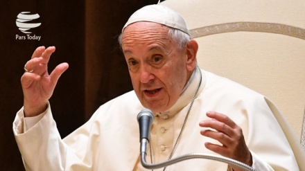 Reacción del Papa a la economía discriminatoria en sociedades occidentales