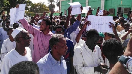 Ministan Tsaron Sudan Ya Gargadi Masu Adawa Da Gwamnati