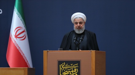 Rais Rouhani: Tunajifakharisha kwa makombora yetu ya kiulinzi na kielimu