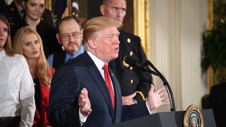 טראמפ: אין התקדמות בעניין בניית החומה