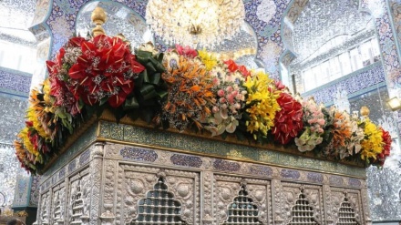 Fotos: Decoran mausoleo de Hazrat Zeinab en Damasco, por el aniversario de su nacimiento 