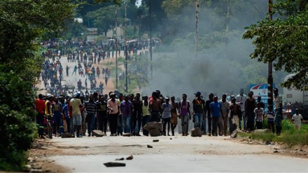 Zimbabwe’s Mnangagwa skips Davos forum over unrest, vows probe into crackdown