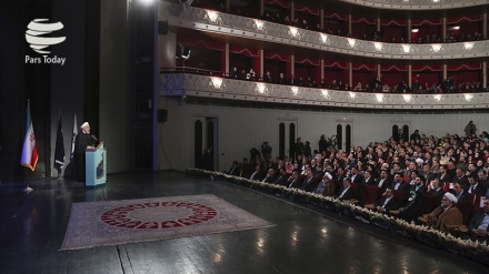 De prezdent Ruhani iştiroki sori kitobi mıkofoti sıəkəson bə təğdıri loyığ vindey mərosim