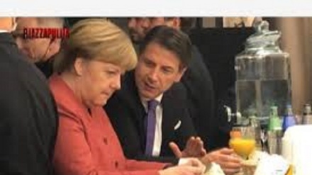 Libia, telefonata Conte-Merkel su crisi