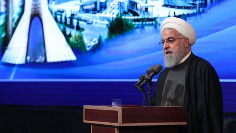روحانی: مسیر خودکفایی ایران مبارزه با استکبار و قدرت های بزرگ است
