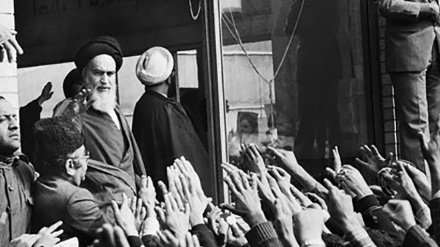 歴史の一頁；イラン暦バフマン月１４日