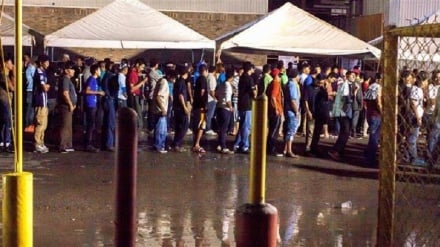 New caravan of asylum seekers reaches Mexico border with US