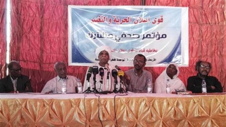 Sudan’s opposition groups call on Bashir to step down