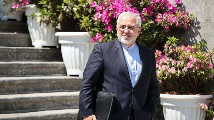 イラン外相、辞任を表明