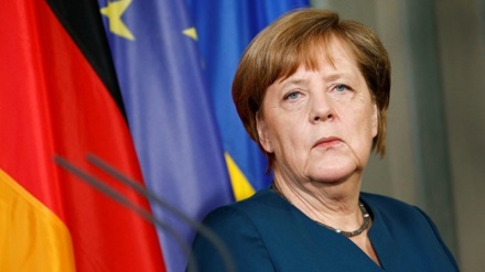 Merkel: Karabağ münakaşasının çözümü için daha fazla zamana ihtiyaç var 