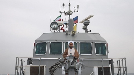 Manuver AL Velayat-97 (2)