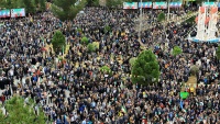 イランイスラム革命勝利４０周年記念行進